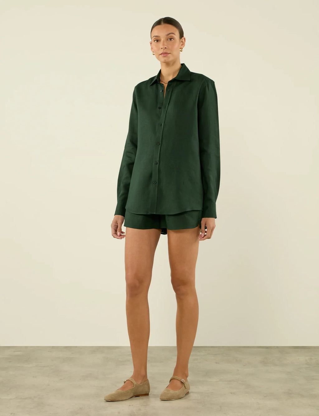 The Boyfriend: Linen, Hunter Green