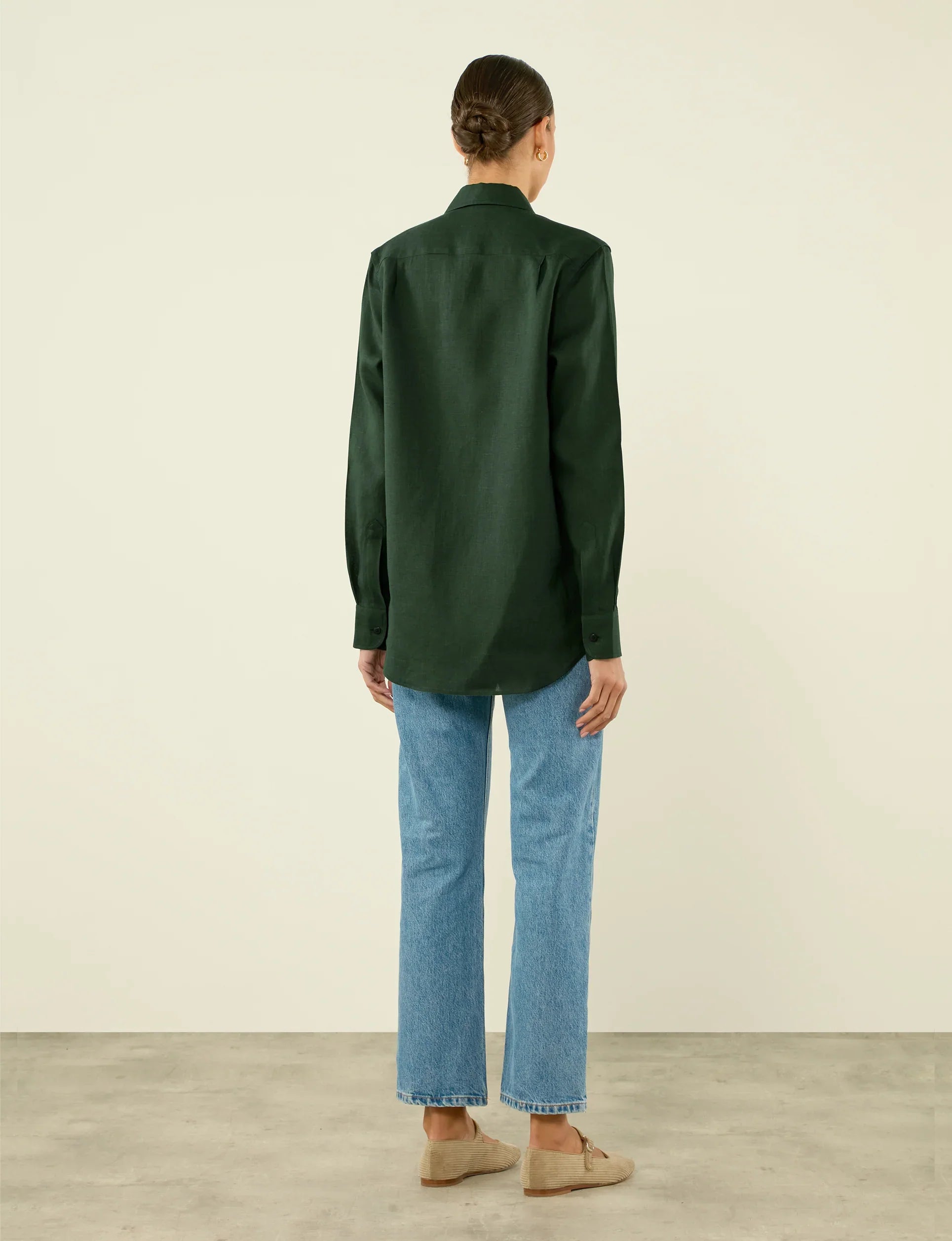 The Boyfriend: Linen, Hunter Green