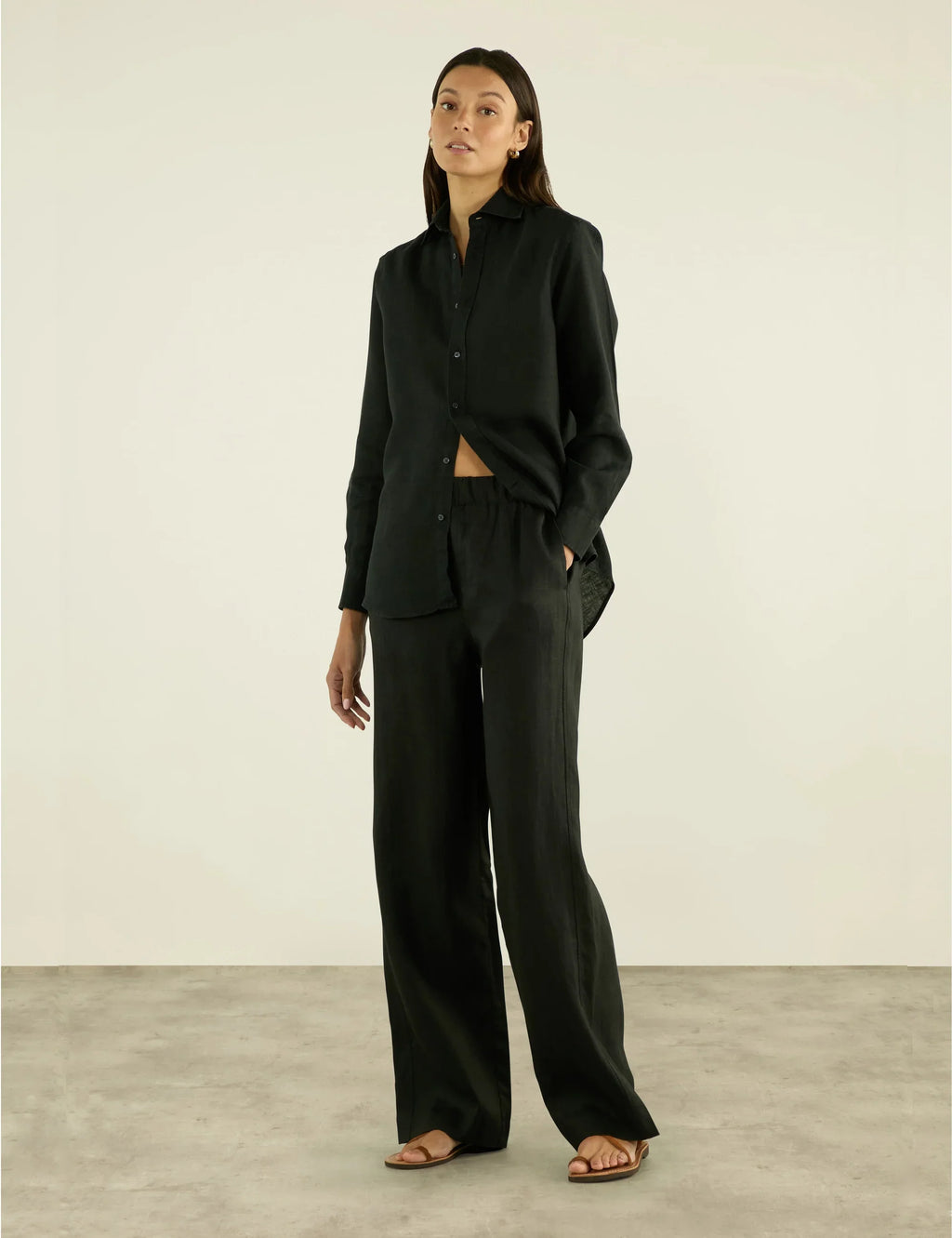 The Palazzo: Linen, Black