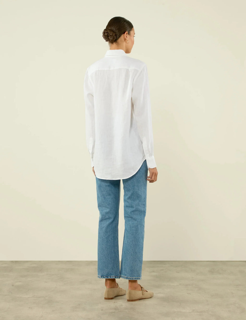 The Boyfriend: Linen, White