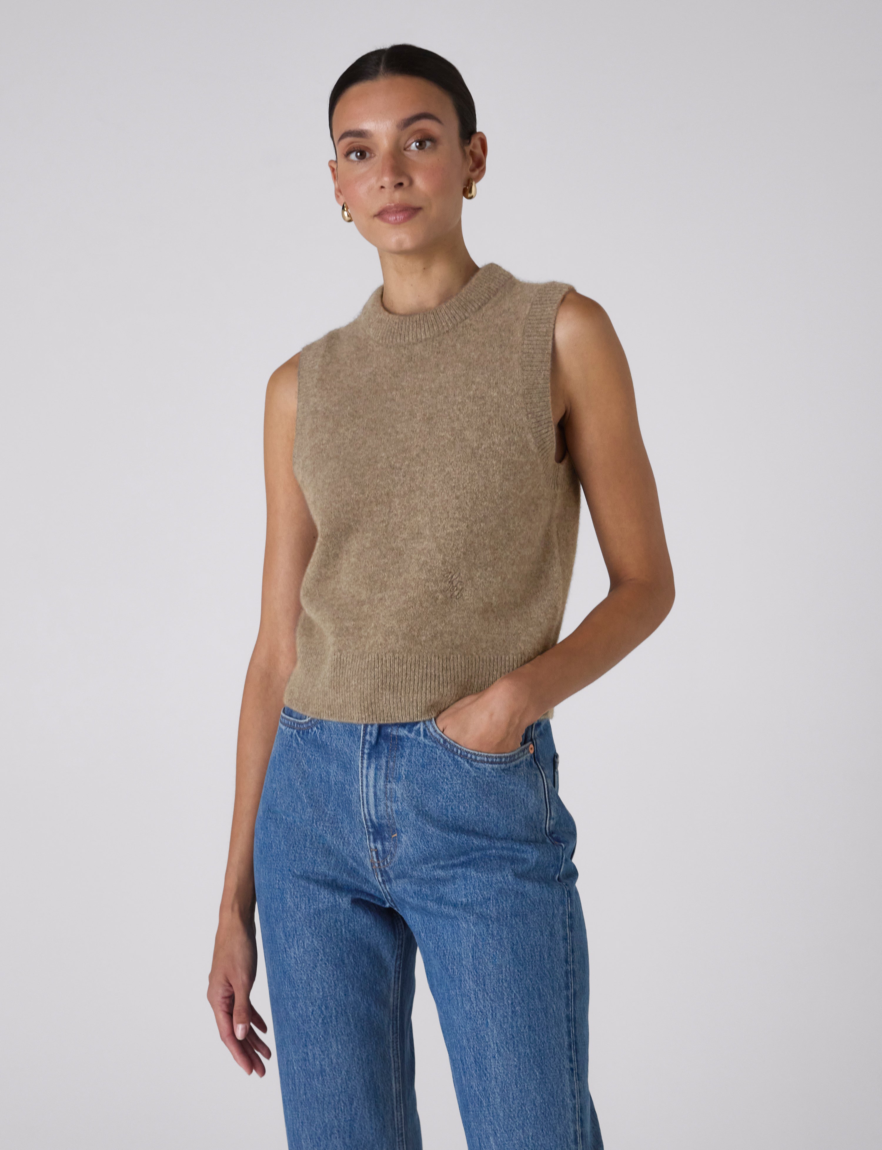 Skye Vest: Yak Wool, Coffee